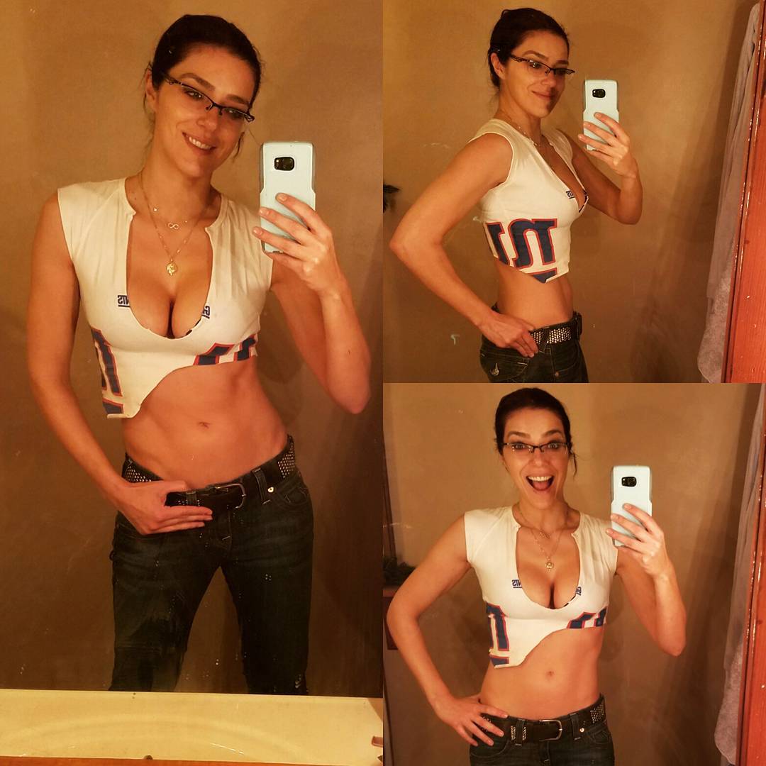 Adrianne Curry boobs