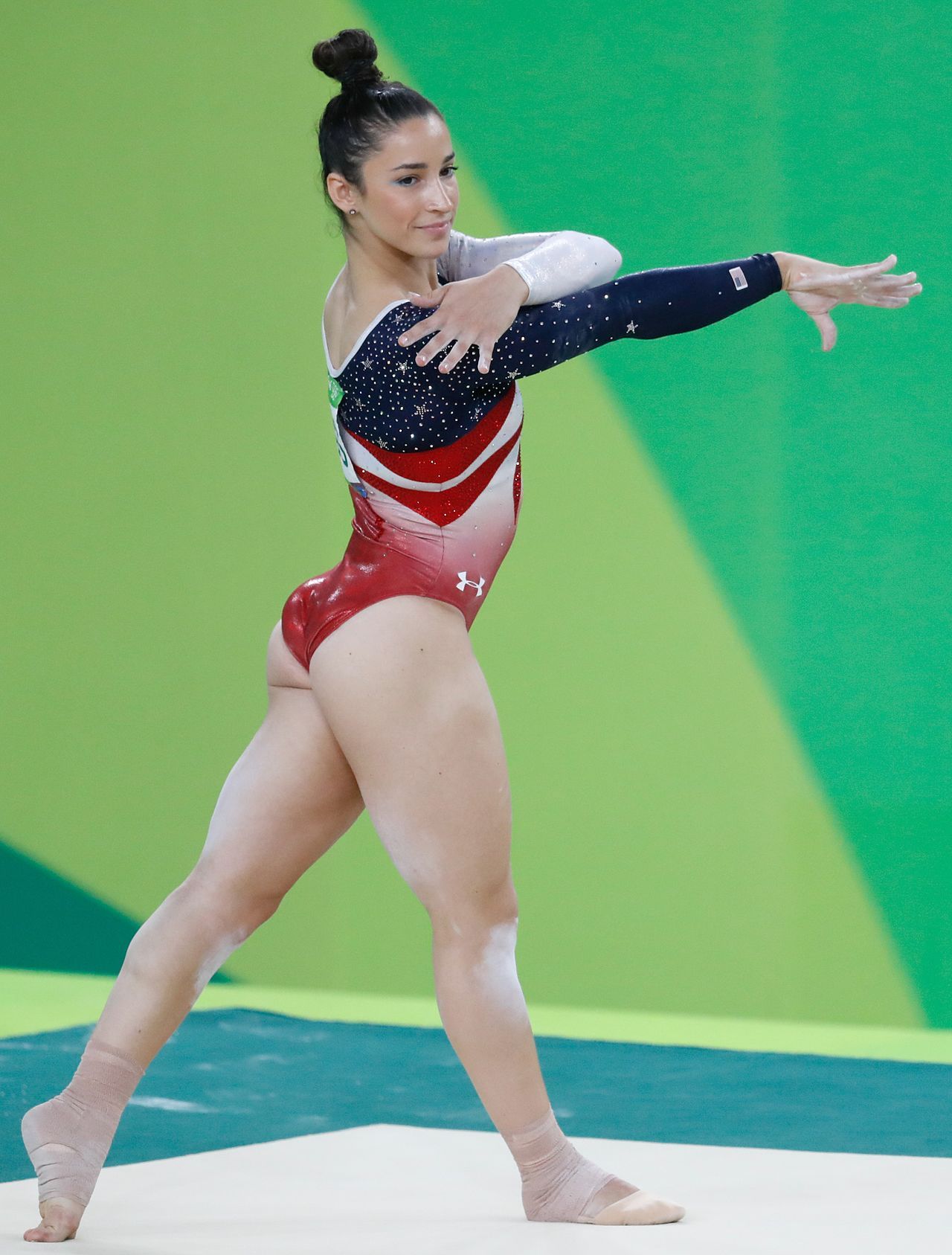 Aly Raisman pussy showing