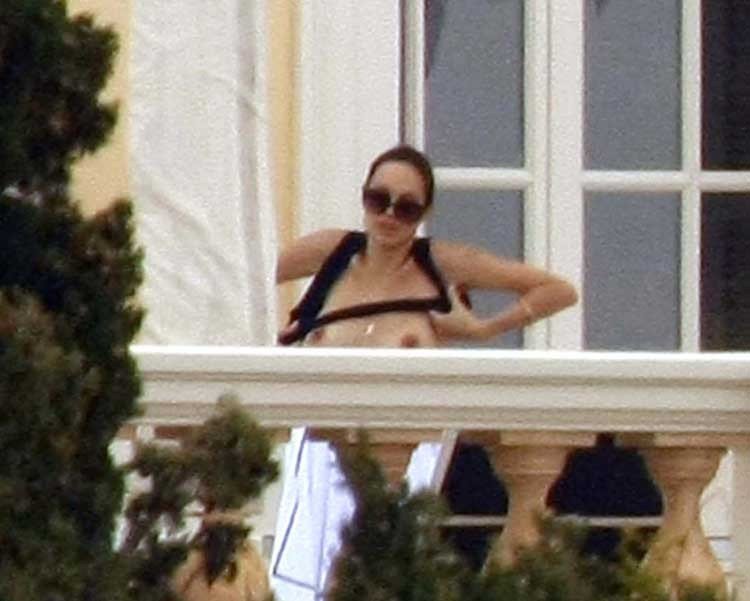 Angelina Jolie vagina