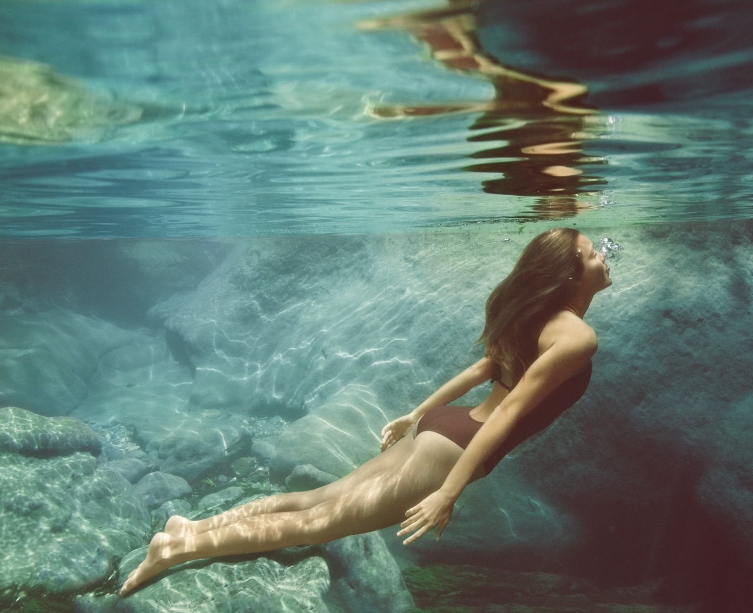 Josephine Skriver sexy nude pic