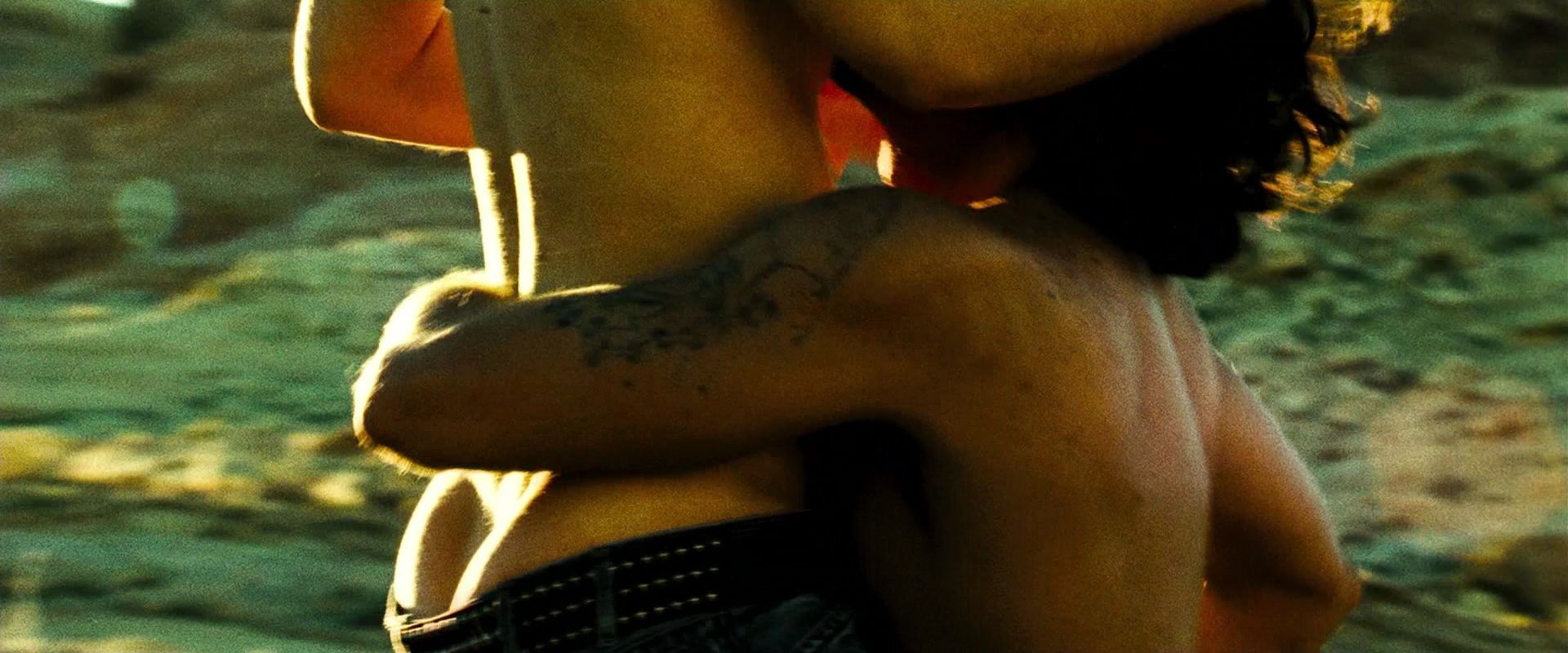 Keira Knightley nude boobs