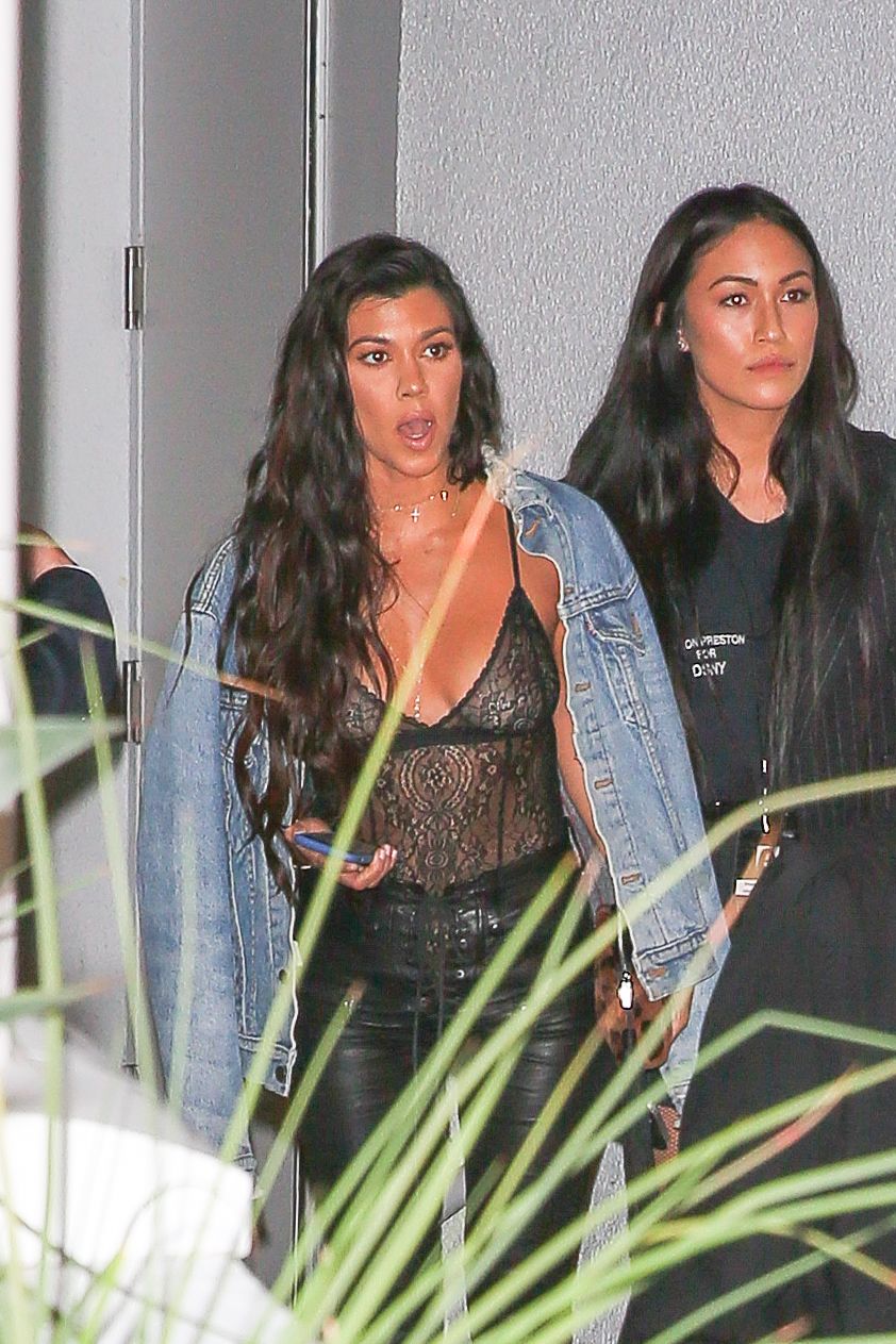 Kourtney Kardashian hot boobs