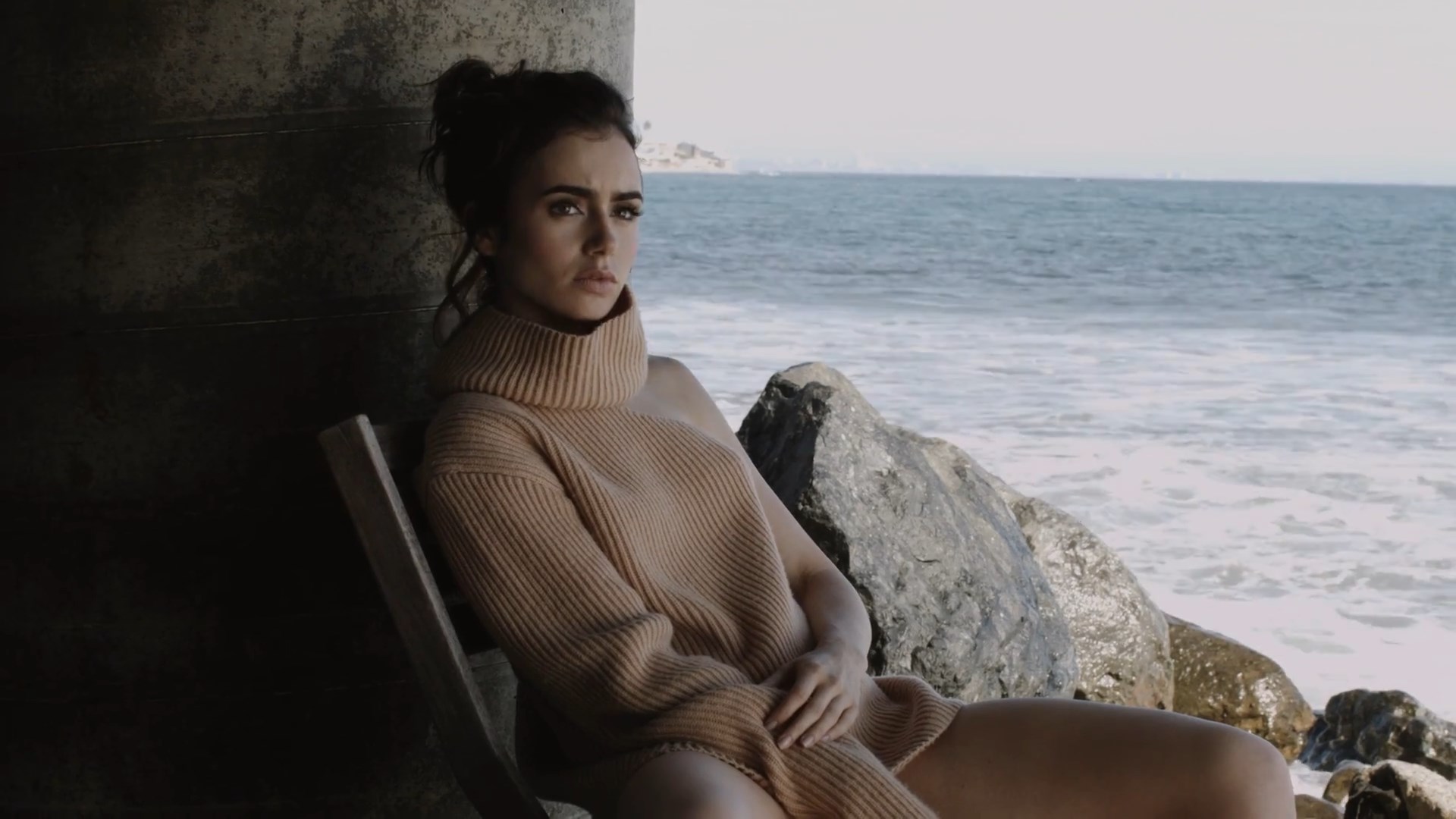 Lily Collins fappening leak