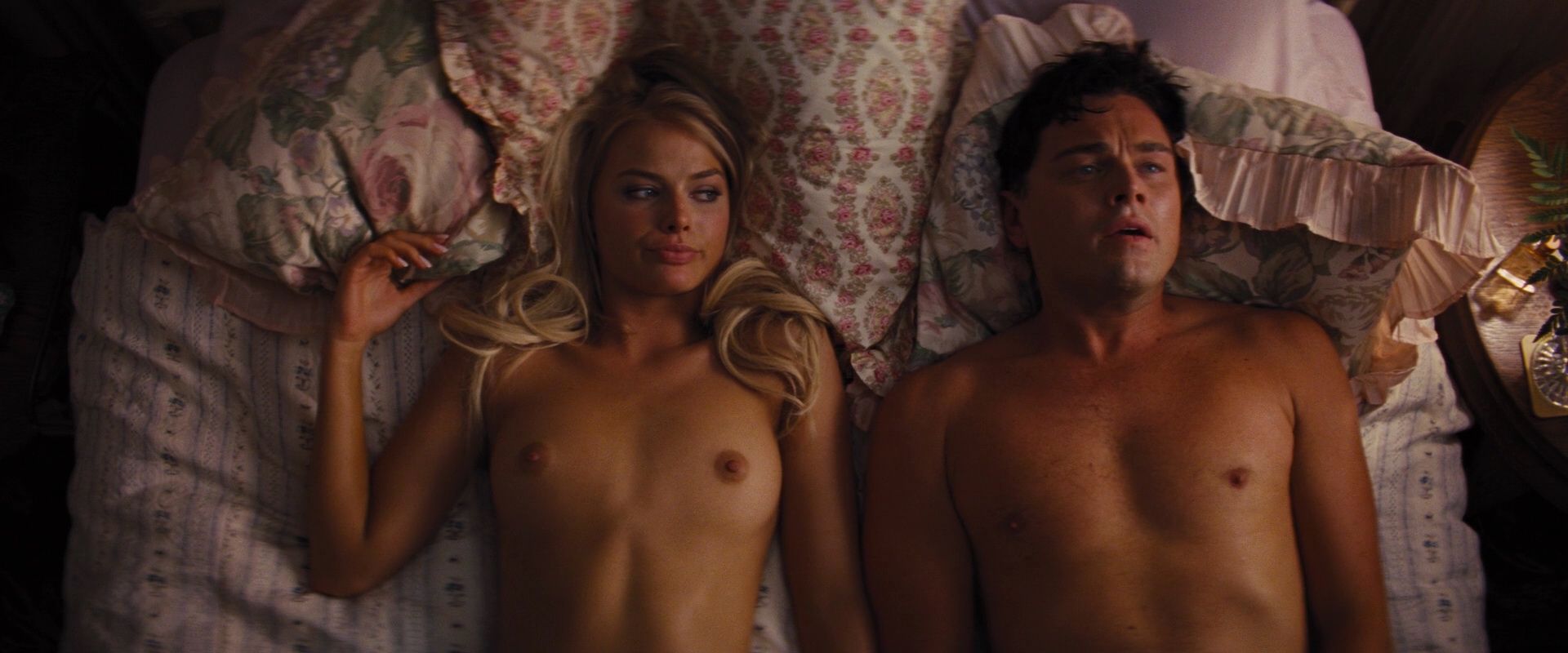 Margot Robbie nude boobs