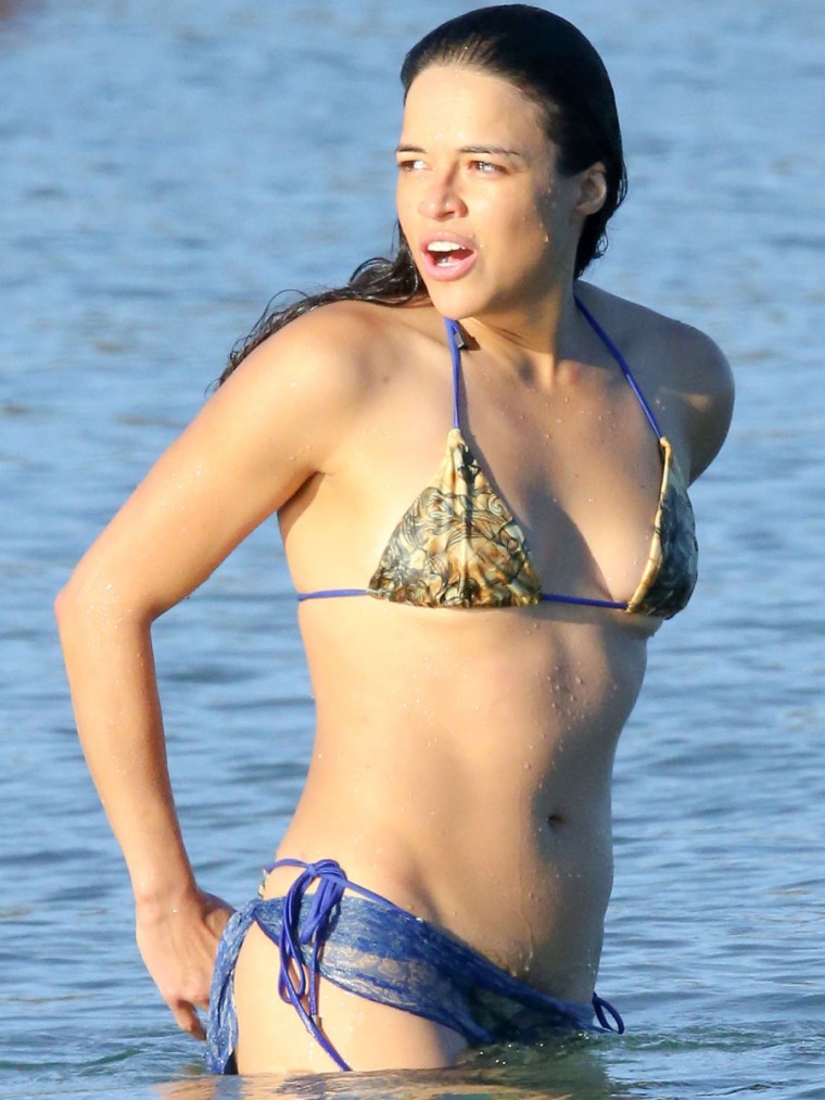 Michelle Rodriguez nude boobs