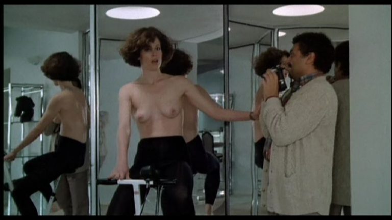 Boink Movie Actress Sigourney Weaver Naked Leaked Photos Page