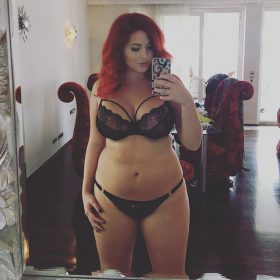 Lucy Collett sexy nude pic
