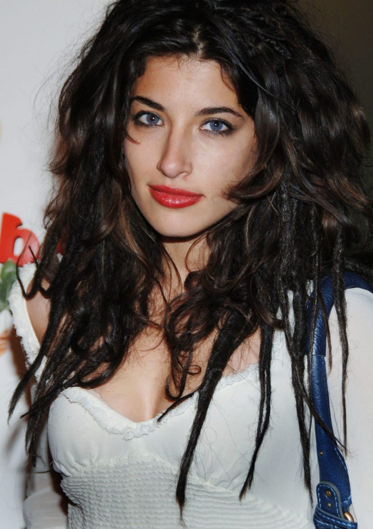 ZOOM!! TV Actress Tania Raymonde Topless • Fappening Sauce