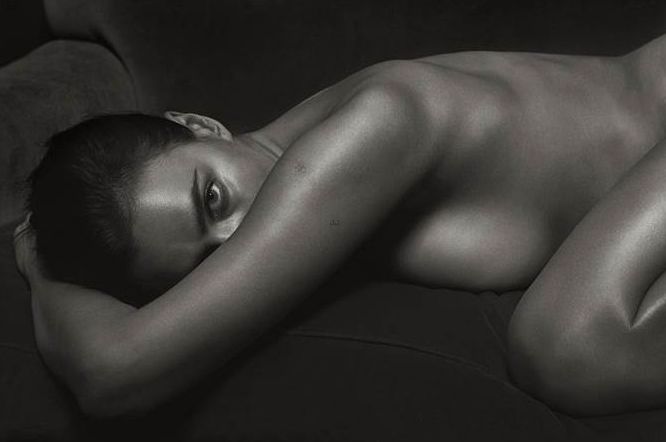 Irina Shayk topless