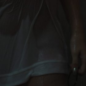 Kylie Jenner nude boobs
