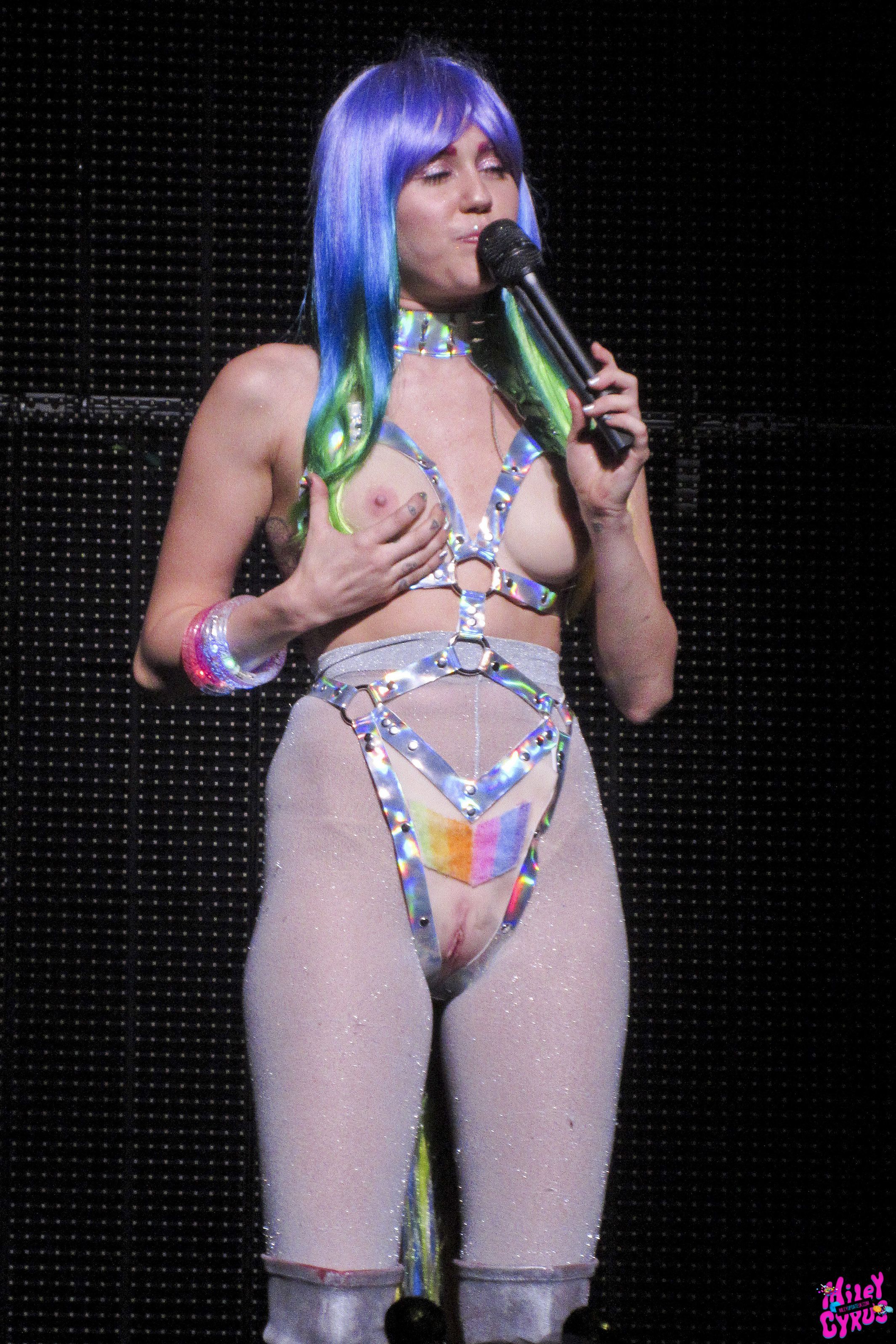 Miley Cyrus porn